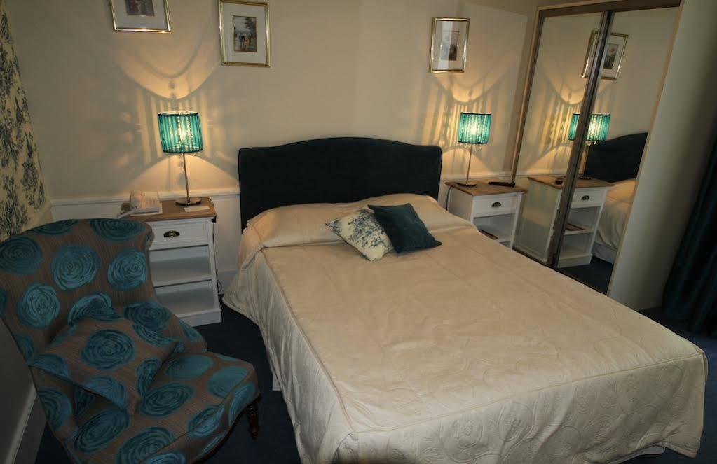 Brit Hotel & Spa Le Roc Au Chien Bagnoles de l'Orne Normandie Экстерьер фото