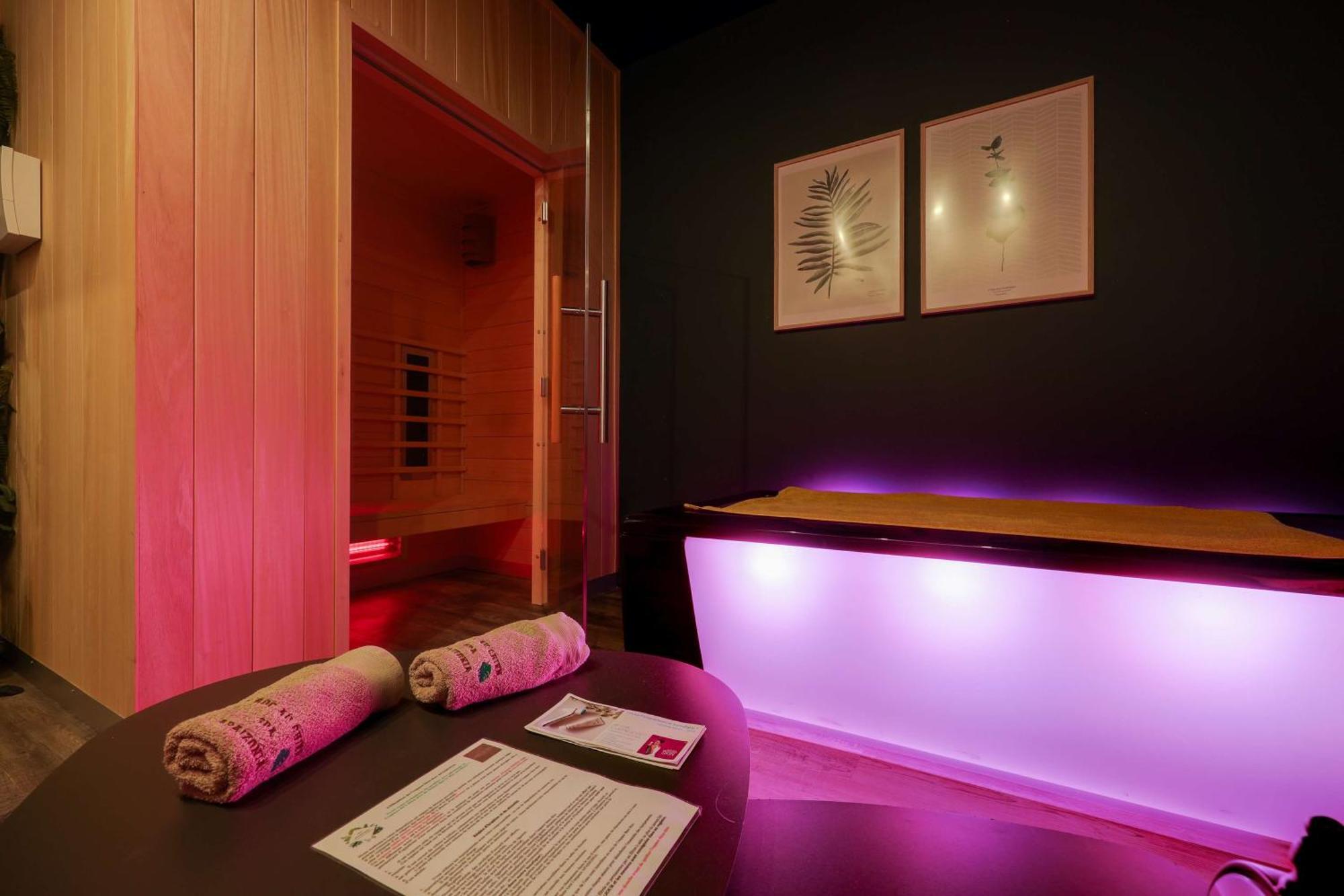 Brit Hotel & Spa Le Roc Au Chien Bagnoles de l'Orne Normandie Экстерьер фото