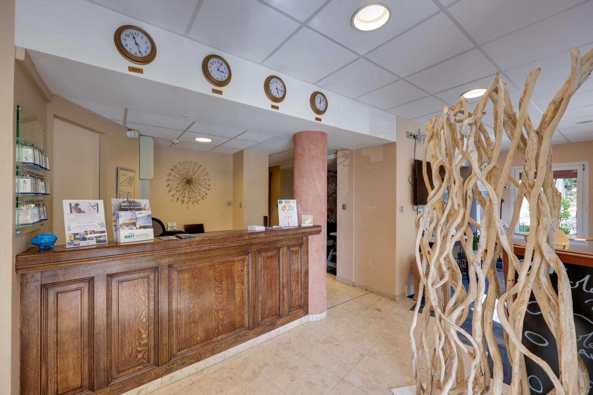 Brit Hotel & Spa Le Roc Au Chien Bagnoles de l'Orne Normandie Экстерьер фото