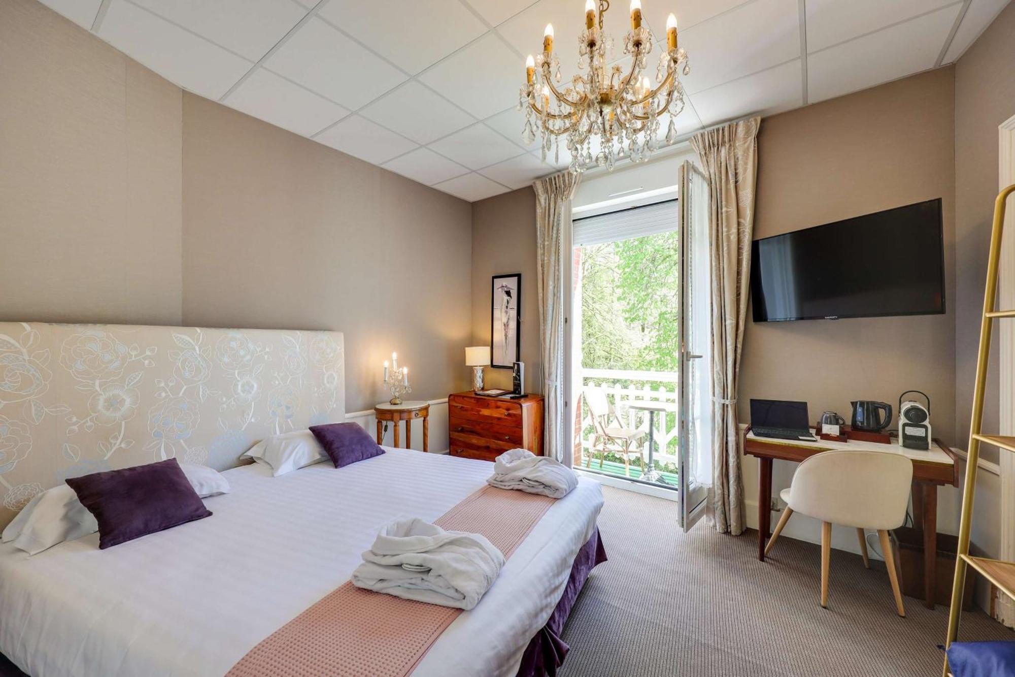 Brit Hotel & Spa Le Roc Au Chien Bagnoles de l'Orne Normandie Экстерьер фото
