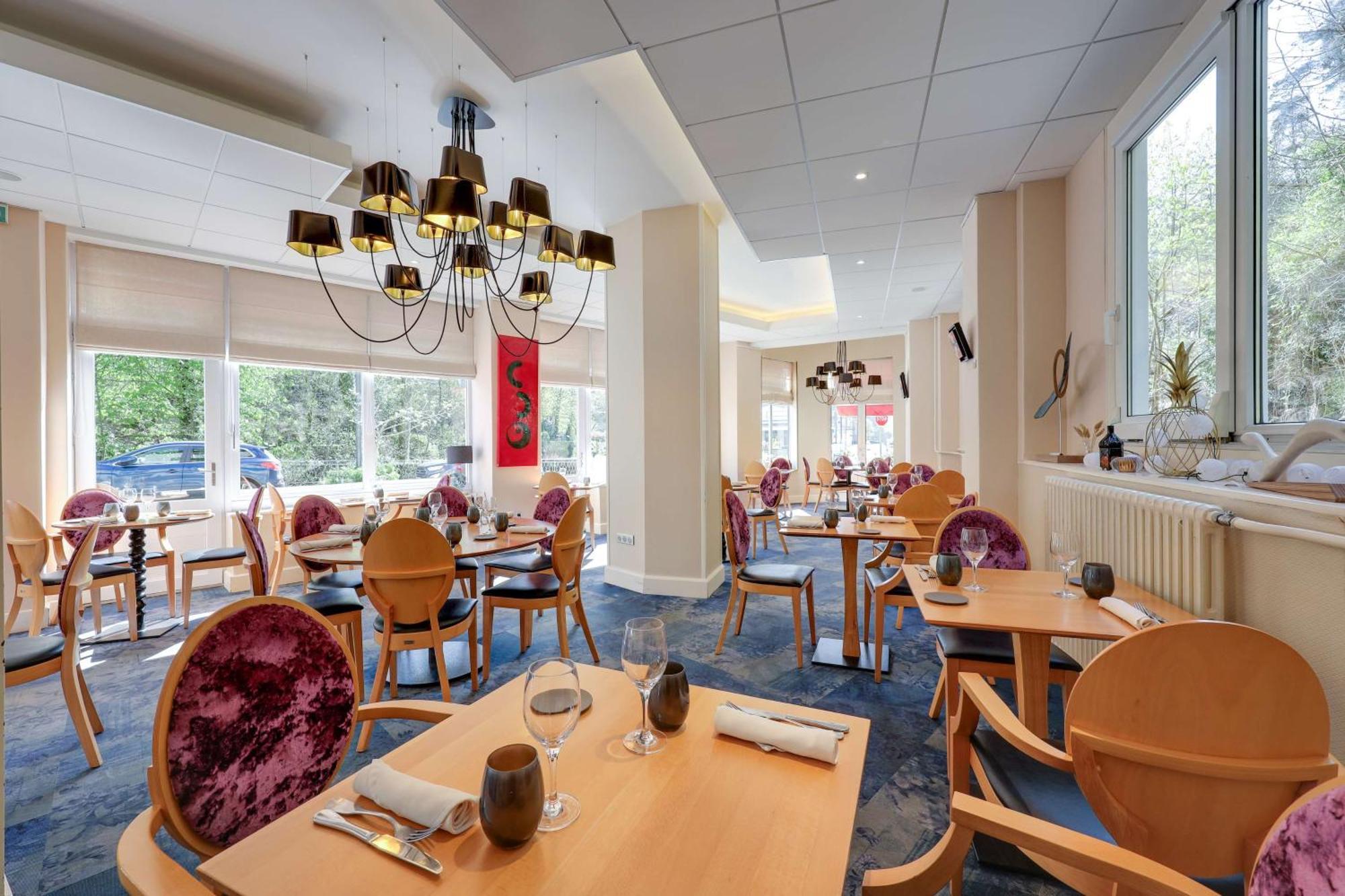 Brit Hotel & Spa Le Roc Au Chien Bagnoles de l'Orne Normandie Экстерьер фото